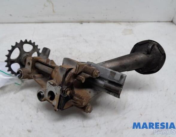 Oil Pump RENAULT LAGUNA III Grandtour (KT0/1)