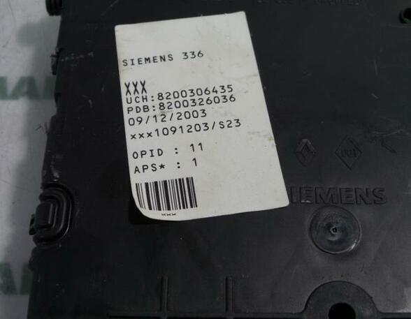 Control unit for engine RENAULT MEGANE II Estate (KM0/1_)