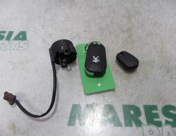 Control unit for engine PEUGEOT 208 I (CA, CC)