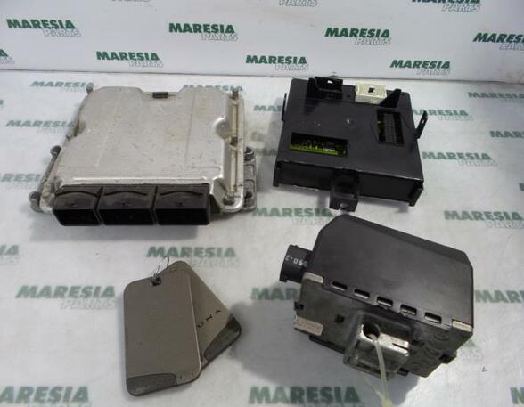 Control unit for engine RENAULT Laguna II Grandtour (KG0/1)