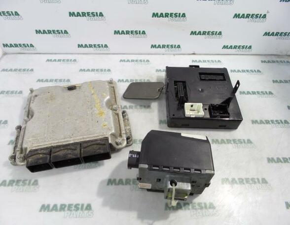 Control unit for engine RENAULT Laguna II (BG0/1)