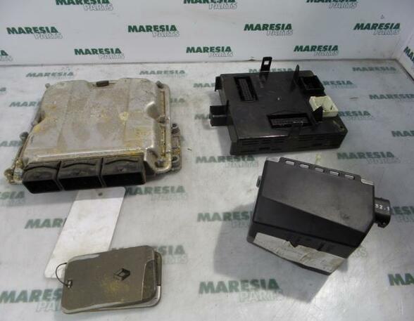 Control unit for engine RENAULT Laguna II Grandtour (KG0/1)