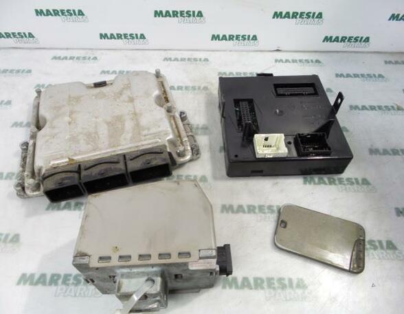 Control unit for engine RENAULT Laguna II Grandtour (KG0/1)