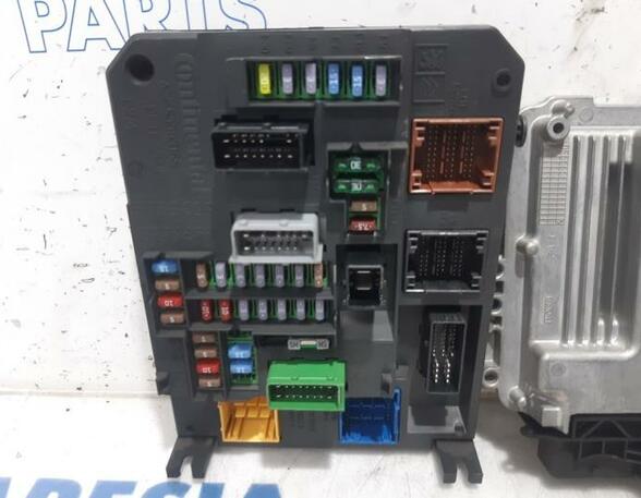 Control unit for engine PEUGEOT 508 SW I (8E_)