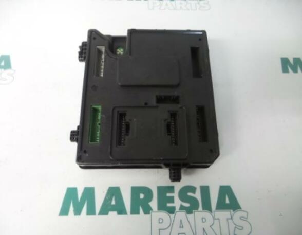 Control unit for engine RENAULT MEGANE III Grandtour (KZ0/1)