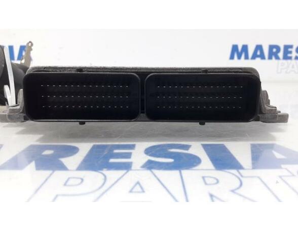 Control unit for engine RENAULT Clio II (BB, CB)