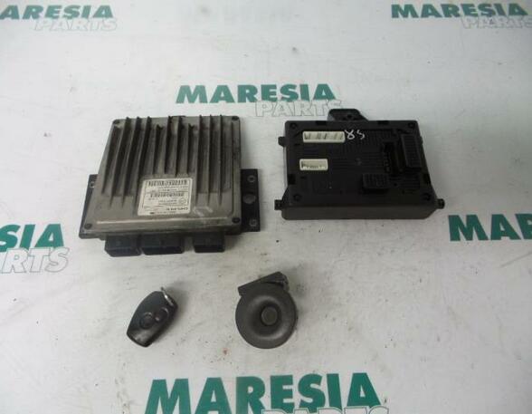 Control unit for engine RENAULT Clio III (BR0/1, CR0/1)