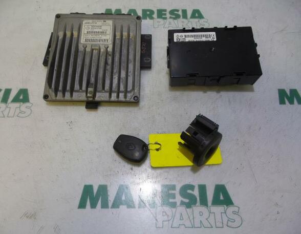 Control unit for engine RENAULT Clio III (BR0/1, CR0/1)