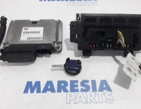 Steuergerät Motor Fiat Panda 169 55190098 P15494673