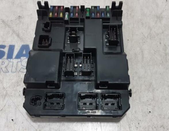 Control unit for engine PEUGEOT 307 CC (3B)