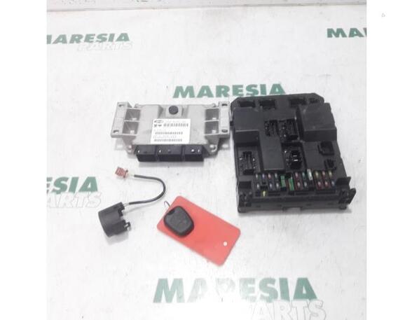 Control unit for engine PEUGEOT 307 CC (3B)