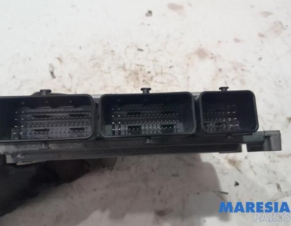 Control unit for engine RENAULT CAPTUR I (J5_, H5_), RENAULT CLIO IV (BH_)