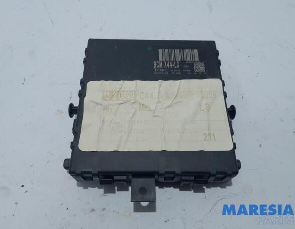 Control unit for engine RENAULT Twingo II (CN0)