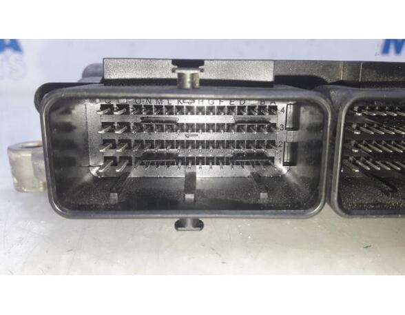 Steuergerät Motor Renault Trafic III Kasten  0281030991 P14696576