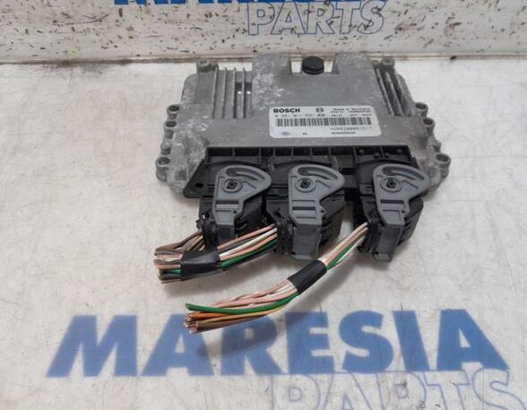 Control unit for engine RENAULT Trafic II Kasten (FL)