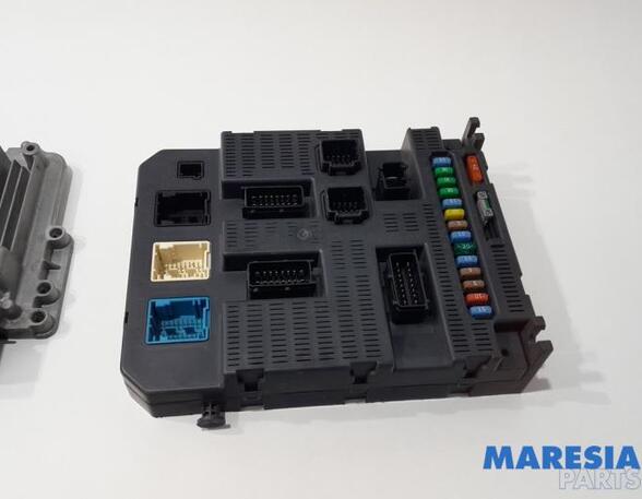 Control unit for engine PEUGEOT 308 I (4A, 4C)