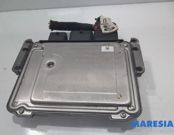 Control unit for engine CITROËN C4 GRAND PICASSO II (DA_, DE_)