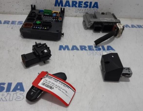 Control unit for engine CITROËN C4 GRAND PICASSO II (DA_, DE_)