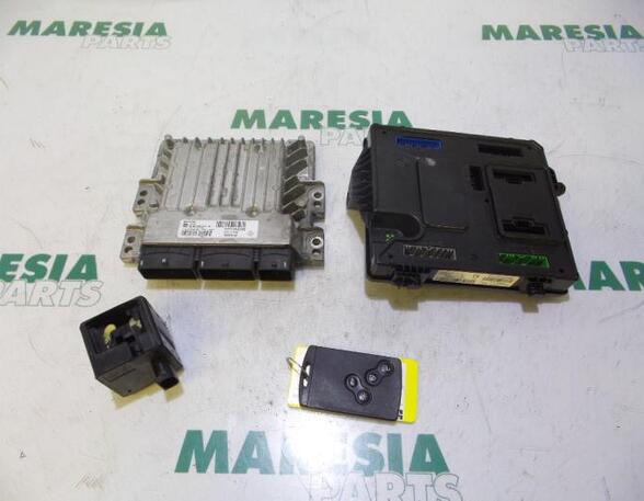 Control unit for engine RENAULT MEGANE III Grandtour (KZ0/1)