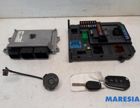 Control unit for engine CITROËN C-ELYSEE (DD_), CITROËN DS3 Convertible, DS DS 3 Convertible (SB_), PEUGEOT 2008 I (CU_)