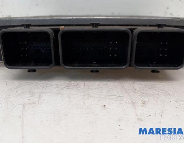 Control unit for engine RENAULT TWINGO I (C06_)