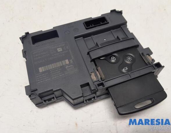 Control unit for engine RENAULT ZOE (BFM_)