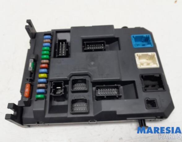 Control unit for engine CITROËN C4 CACTUS, CITROËN C3 II (SC_), CITROËN C3 III (SX), PEUGEOT 2008 I (CU_)