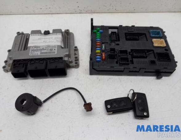 Control unit for engine PEUGEOT 3008 MPV (0U_)