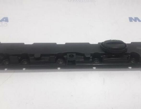 Cylinder Head Cover PEUGEOT 307 CC (3B)