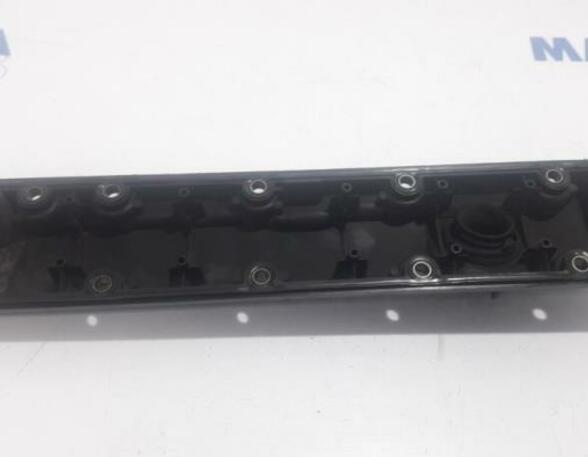 Cylinder Head Cover PEUGEOT 307 CC (3B)