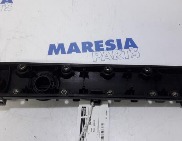 Cylinder Head Cover PEUGEOT 307 CC (3B)