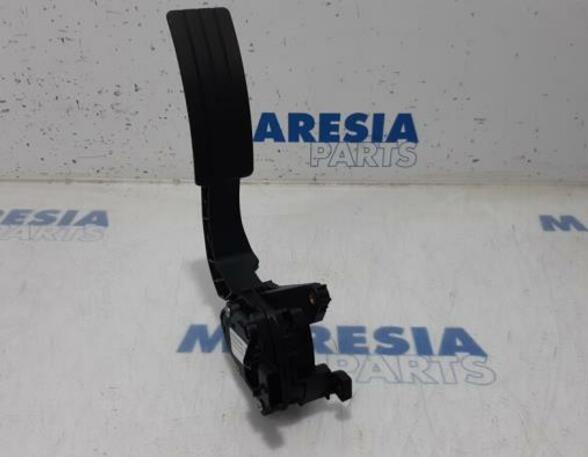 Throttle Position Sensor RENAULT Captur I (H5, J5), RENAULT Clio IV (BH)