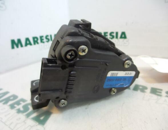 Throttle Position Sensor RENAULT Laguna II Grandtour (KG0/1)