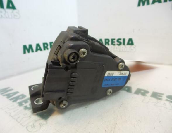 Throttle Position Sensor RENAULT Laguna II Grandtour (KG0/1)