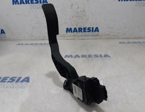 Throttle Position Sensor PEUGEOT 208 I (CA, CC)