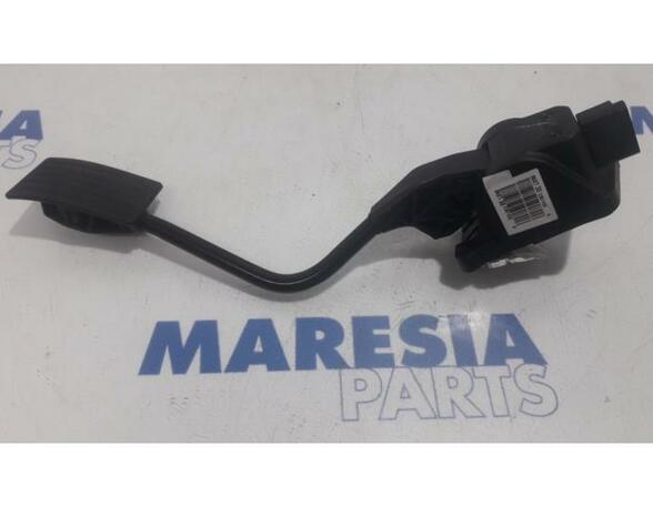 Throttle Position Sensor PEUGEOT 508 SW I (8E_)