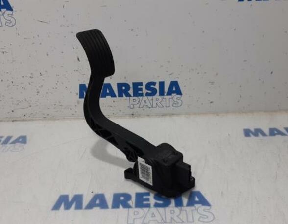 Throttle Position Sensor PEUGEOT 5008 (0E, 0U)