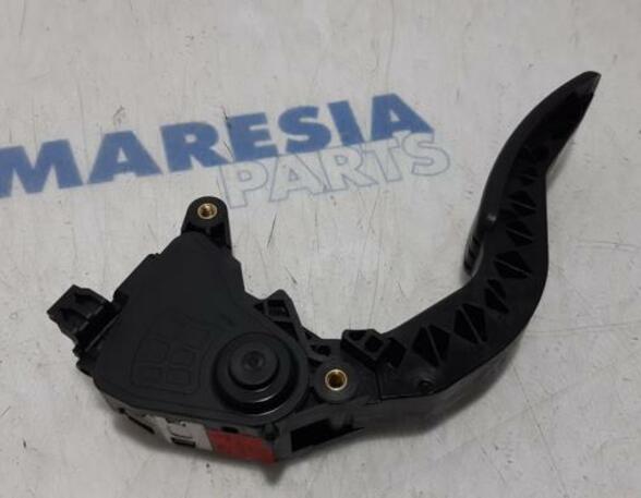 Throttle Position Sensor RENAULT Grand Scénic III (JZ0/1)