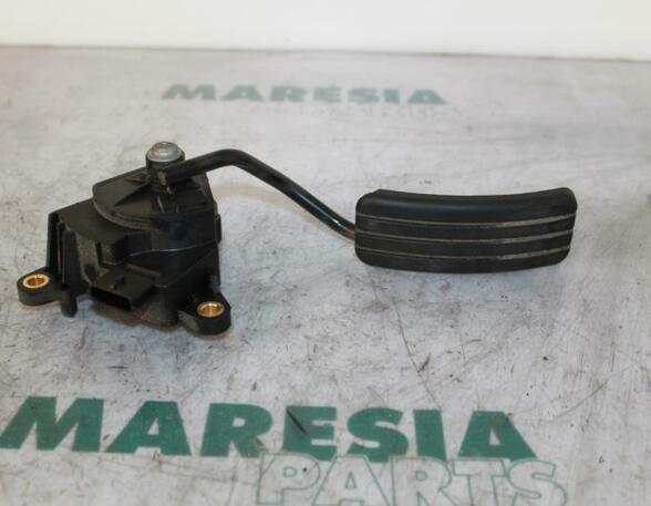 Throttle Position Sensor RENAULT MEGANE II (BM0/1_, CM0/1_)