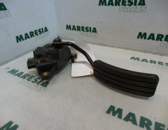 Throttle Position Sensor RENAULT Megane II Kombi (KM0/1)