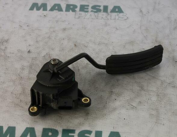 Throttle Position Sensor RENAULT Grand Scénic II (JM0/1)