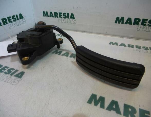 Throttle Position Sensor RENAULT MEGANE II Estate (KM0/1_)