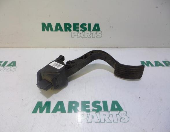 Throttle Position Sensor PEUGEOT PARTNER Box Body/MPV