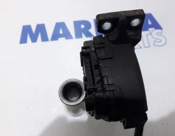 Throttle Position Sensor RENAULT MASTER II Van (FD)