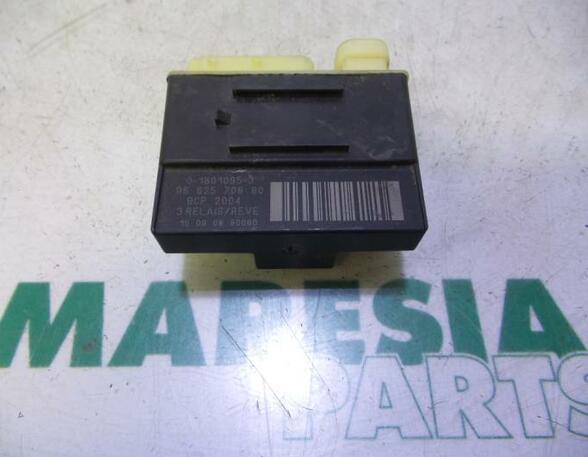 Wash Wipe Interval Relay PEUGEOT 308 SW II (LC_, LJ_, LR_, LX_, L4_)