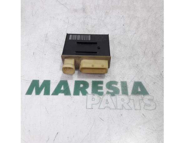 Wash Wipe Interval Relay PEUGEOT PARTNER Box Body/MPV