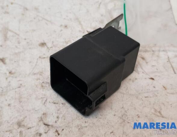 Wash Wipe Interval Relay FIAT Punto (199), FIAT Punto Evo (199), FIAT Grande Punto (199)