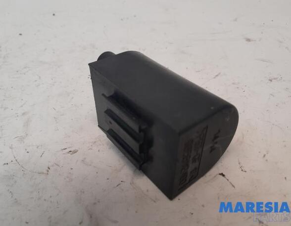 Wash Wipe Interval Relay PEUGEOT EXPERT Van (VF3A_, VF3U_, VF3X_), PEUGEOT EXPERT Platform/Chassis