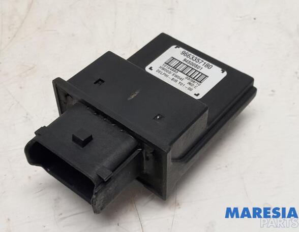 Wash Wipe Interval Relay PEUGEOT 5008 (0U_, 0E_)