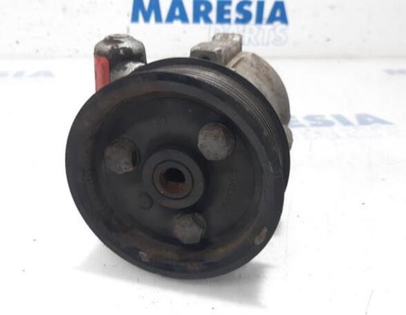 Power steering pump IVECO Daily IV Kasten (--)